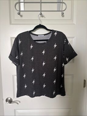 Cha Cha Vente Gray Lightning Bolt Top New Medium